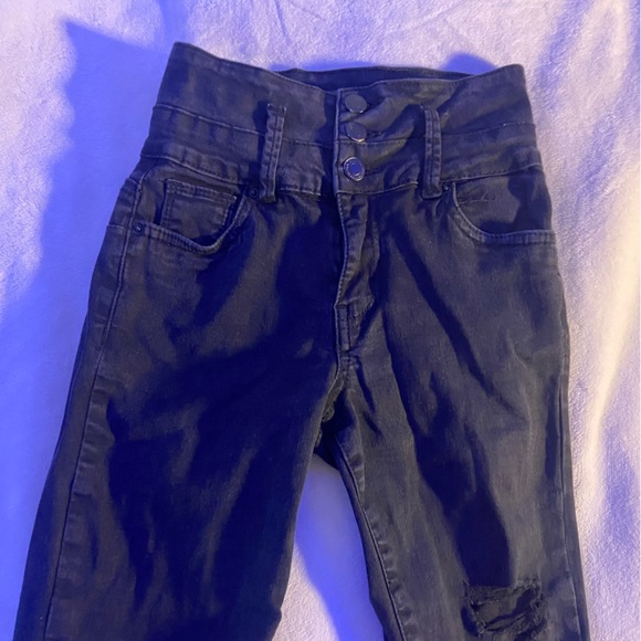 size 1 ultra high rise black skinny jeans from Urban Planet - Picture 3 of 4